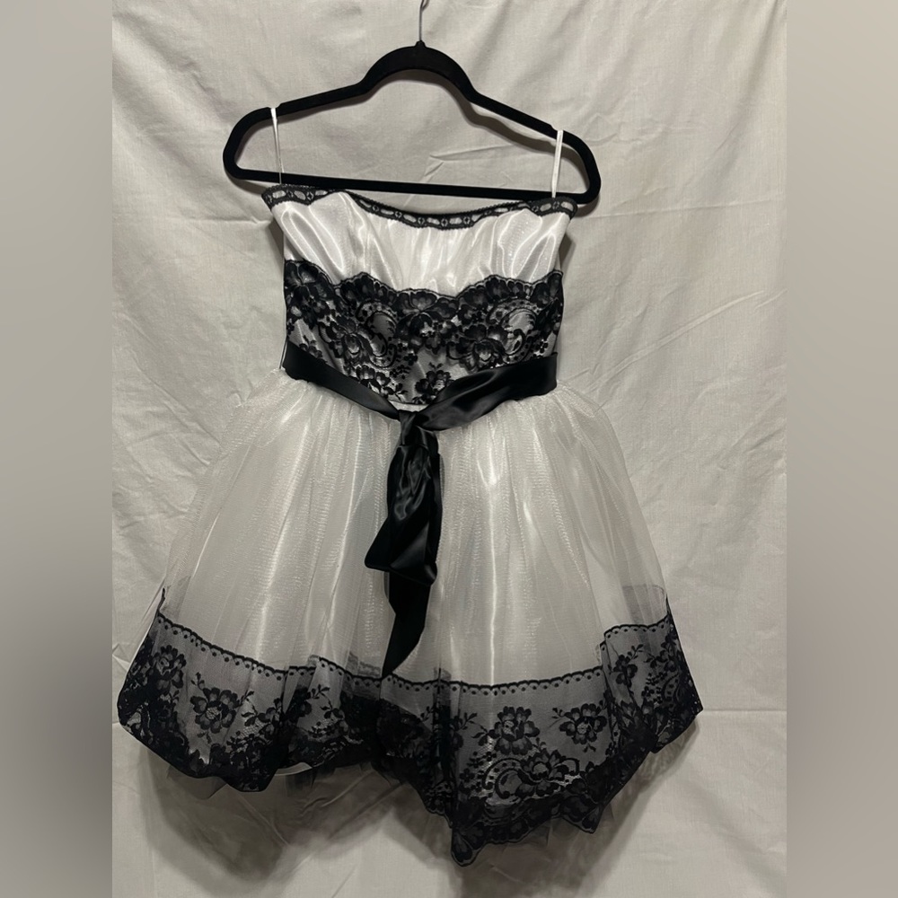 Jessica McClintock Prom Dress